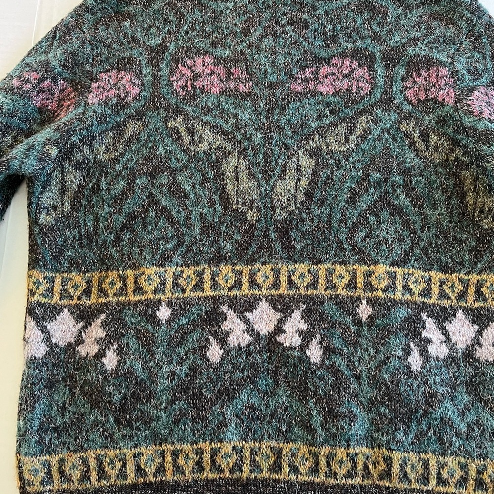 Gimmicks Women’s Sweater - Picture 8 of 14